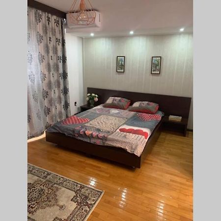 Lovely Studio In The Heart Of Bucharest Exterior photo