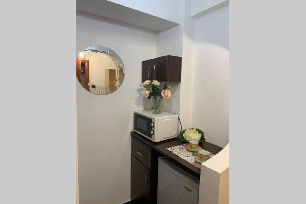 Lovely Studio In The Heart Of Bucharest Exterior photo
